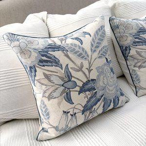 Ryan Studio Floral pillow